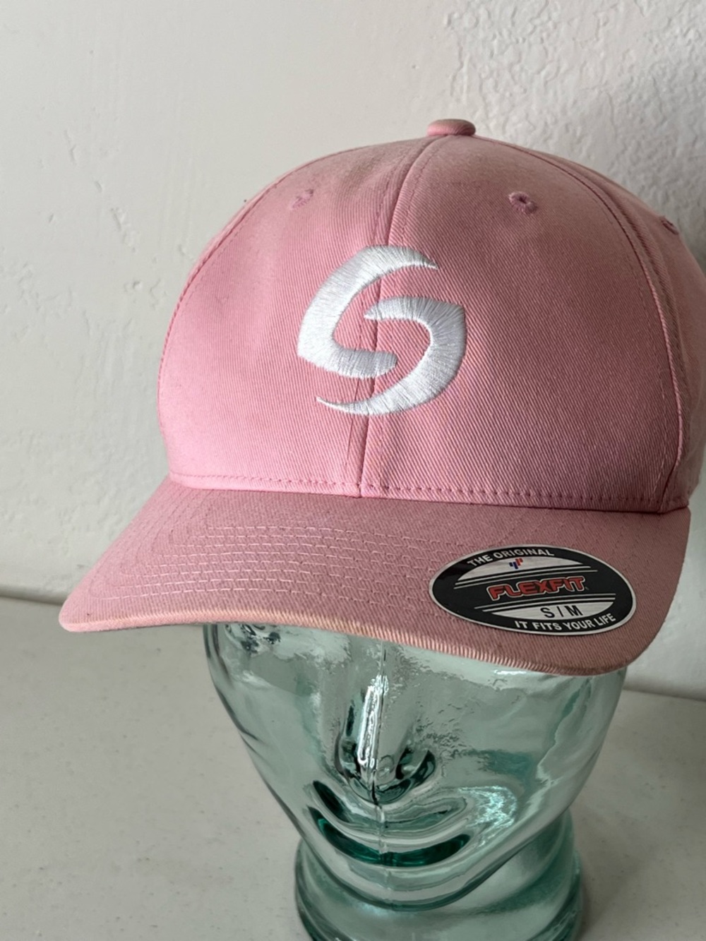 Pink women’s Baseball Cap with Embroidered Logo